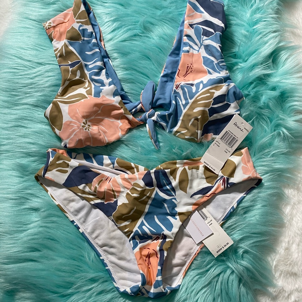 Floral Bikini Set - Picture 3 of 5